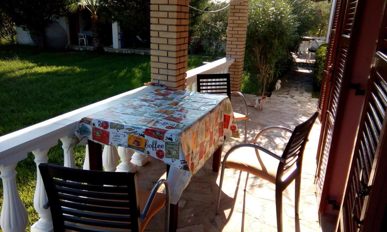Villa Yannis 1 Roda  Exterior photo